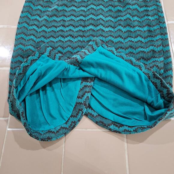 Sabine Green Chevron Knit Scalloped High Rise Pencil Skirt. Size Large. - Picture 3 of 7